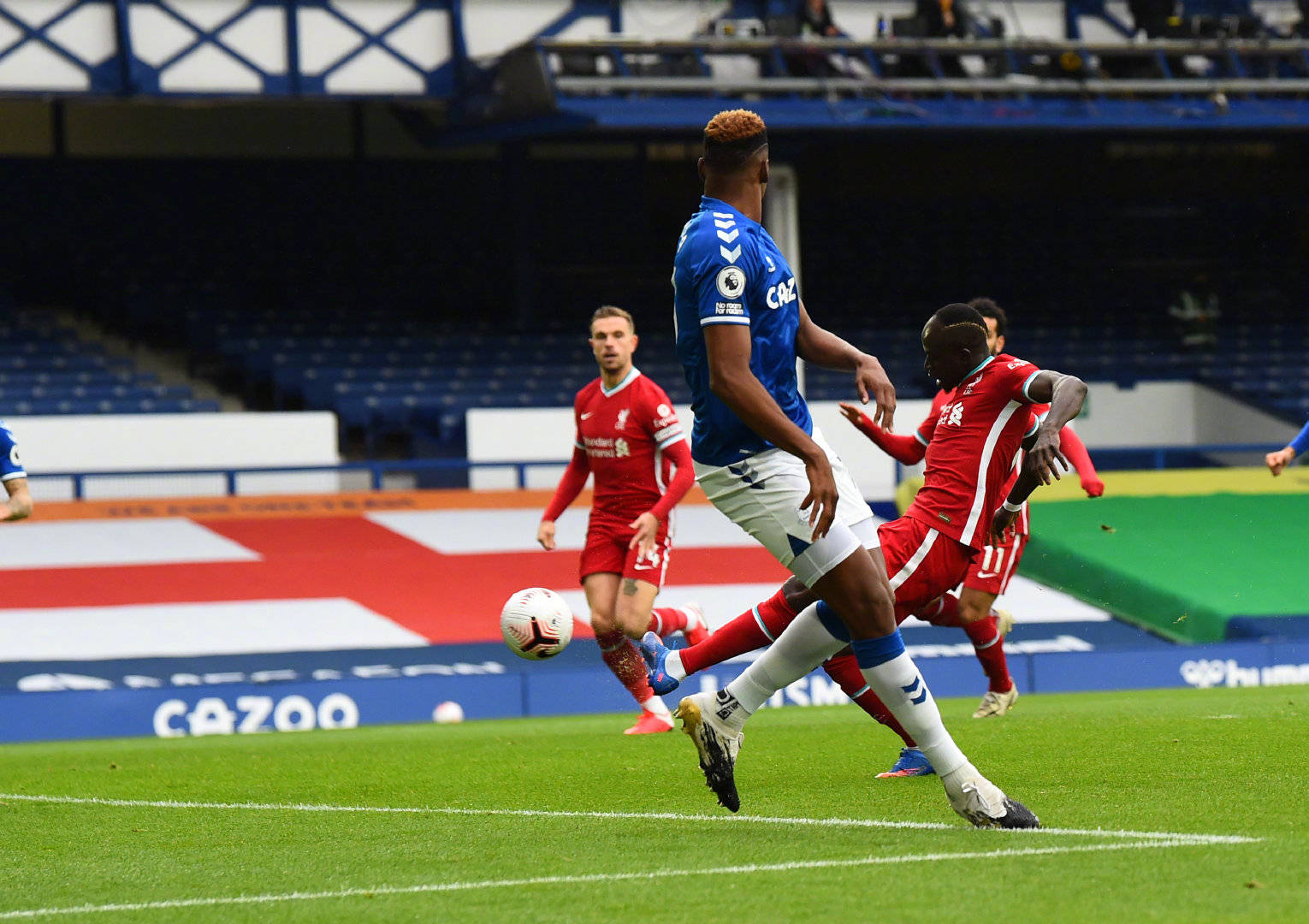 跟队：国米不希望斯坦科维奇回购超1500万，布鲁日要求2300万.